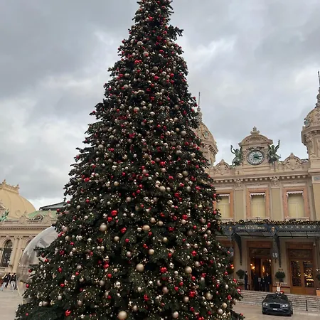 Joli A Monaco *